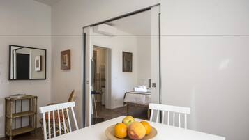 Studio | In-room dining