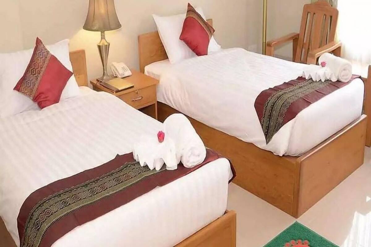 Deluxe Room | Minibar, desk, rollaway beds, free WiFi