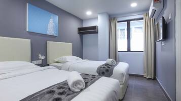 Superior Twin Room | Iron/ironing board (on request), WiFi (free)