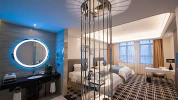 Deluxe Twin Room | Premium bedding, minibar, in-room safe, individually decorated