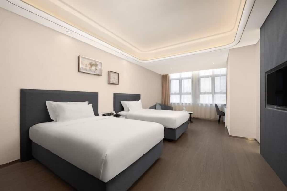 Premium bedding, minibar, in-room safe, individually decorated