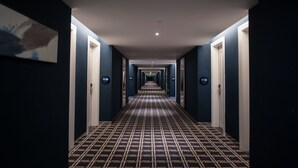 Superior Double Room | Hallway - King International Hotel Shenzhen (Shenzhen)