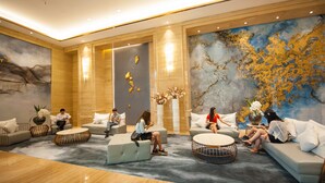 Lobby sitting area - King International Hotel Shenzhen (Shenzhen)