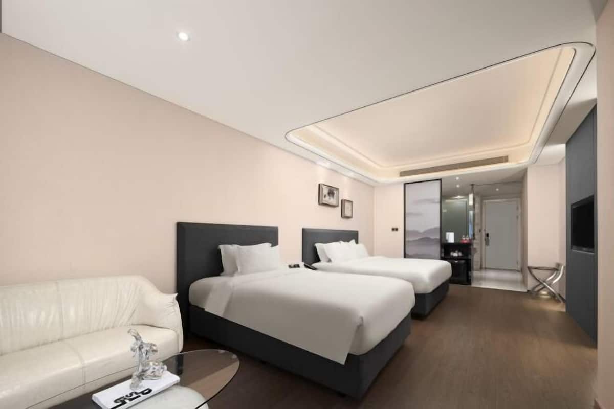 Premium bedding, minibar, in-room safe, individually decorated