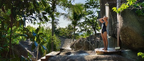 Pasyon Pool Villa | Garden view