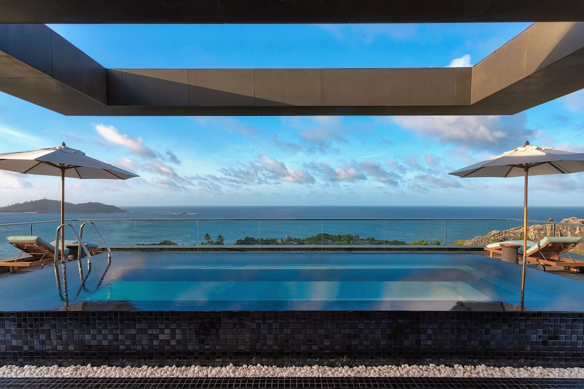 Villa de lujo, 4 habitaciones, cocineta, vista al océano | Ropa de cama de alta calidad y minibar 