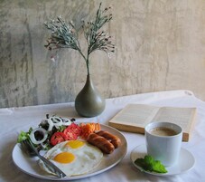 Desayuno autoservicio gratuito y diario