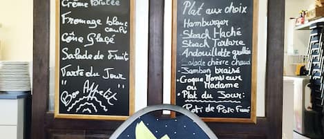 Dinner served, French cuisine