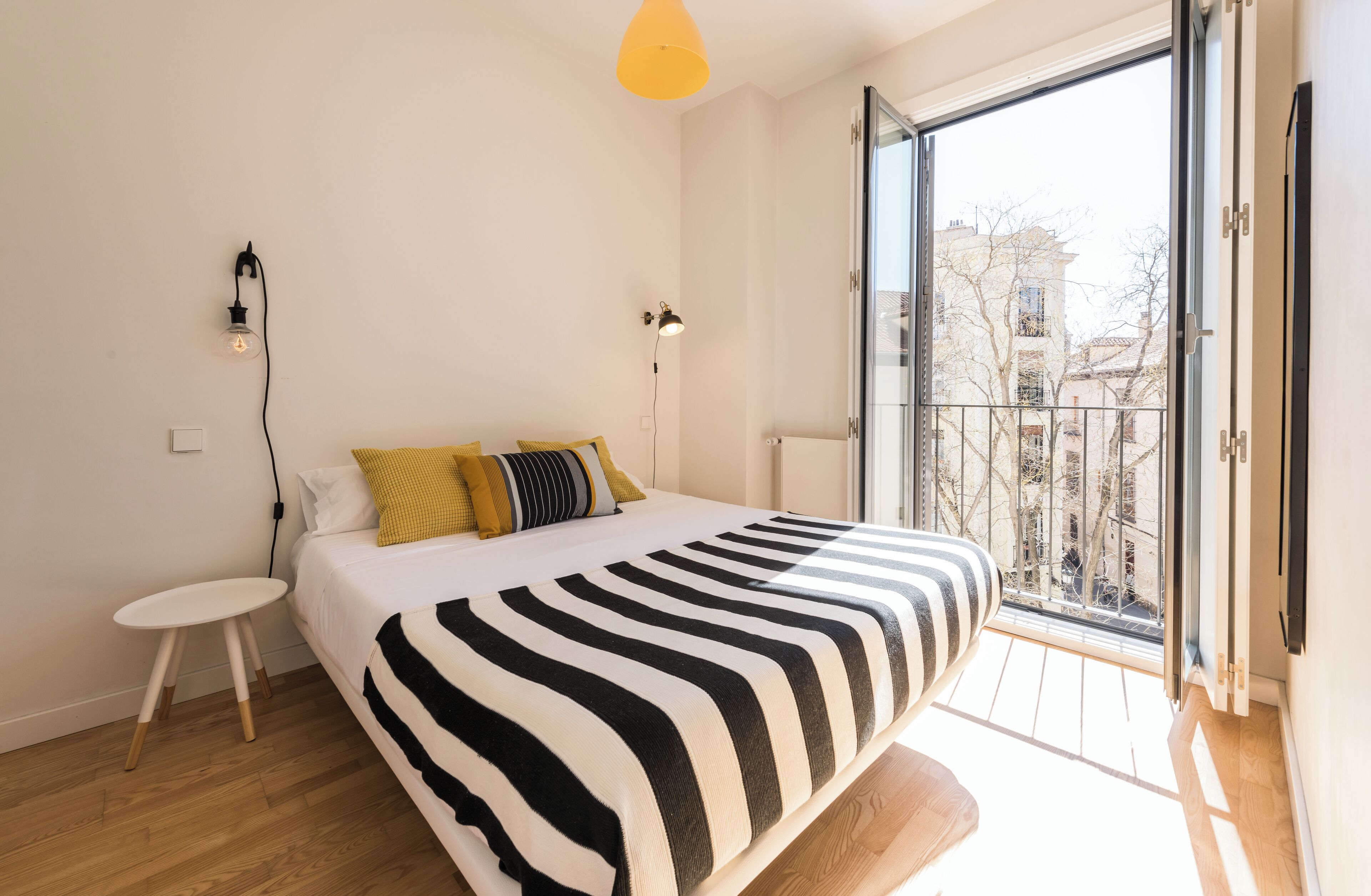 Wifi gratis y ropa de cama 