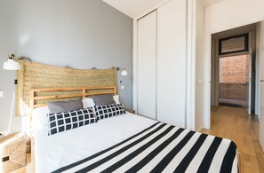 1 bedroom, free WiFi, bed sheets