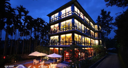 Full House Bed and Breakfast