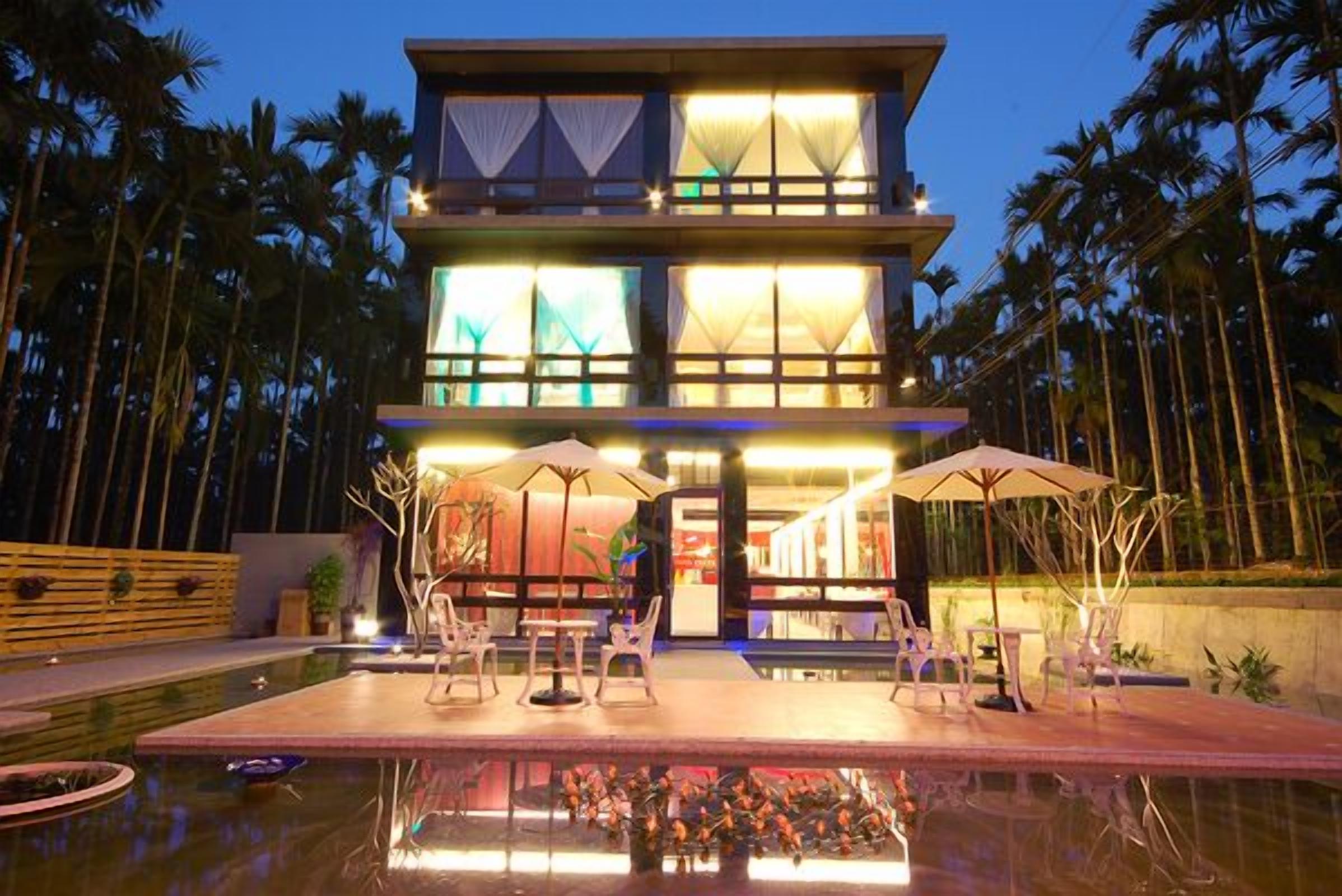 Front of property - evening/night