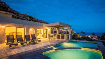 Alberca al aire libre