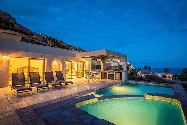 Outdoor pool - Casa Soleil (Cabo San Lucas)