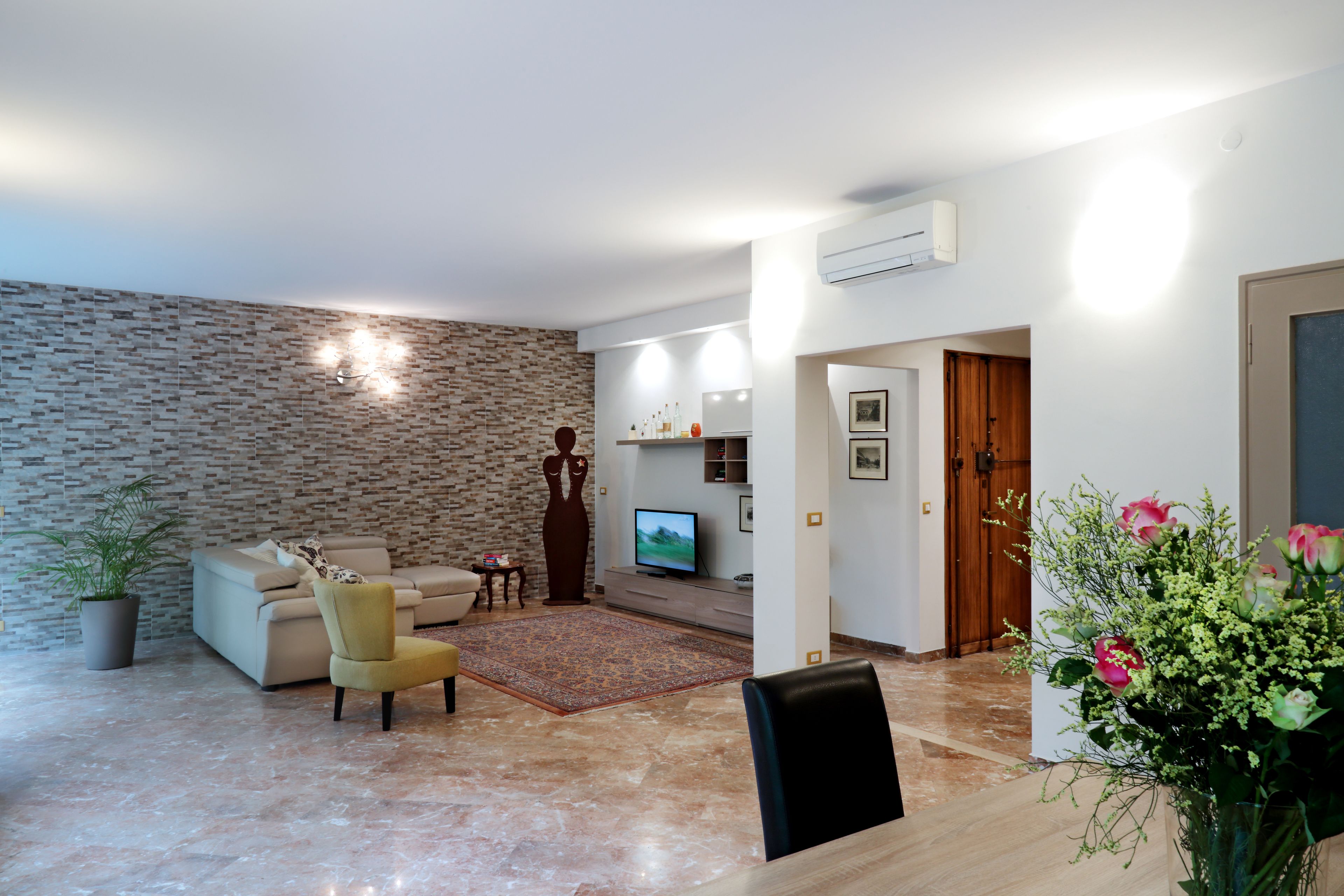 Superior Apartment, 3 Bedrooms | Living room | 26-inch TV with digital channels