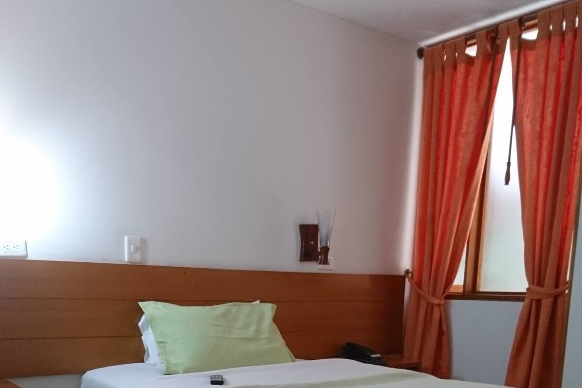 Desk, rollaway beds, free WiFi