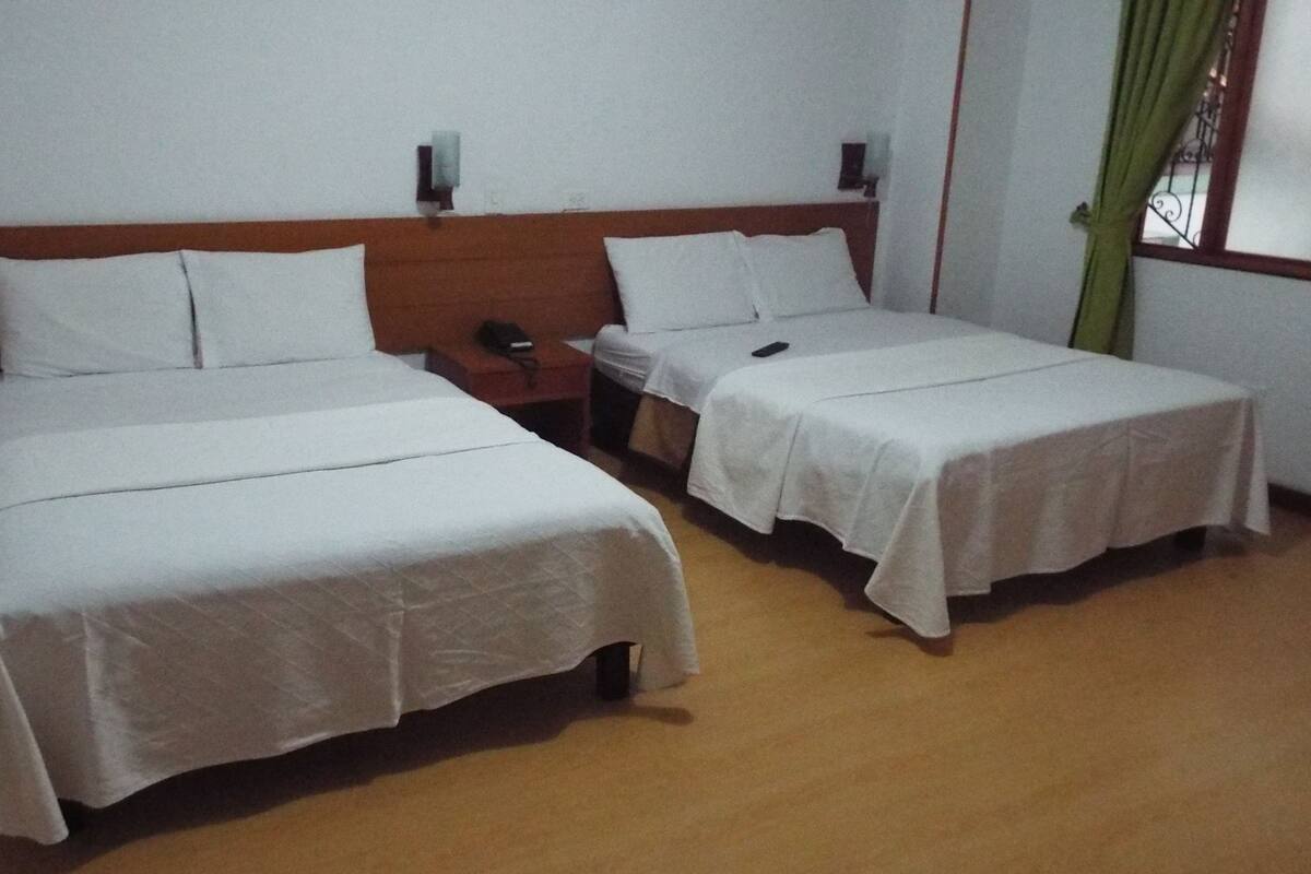 Desk, rollaway beds, free WiFi