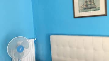 Apartment, 1 Schlafzimmer | Schreibtisch