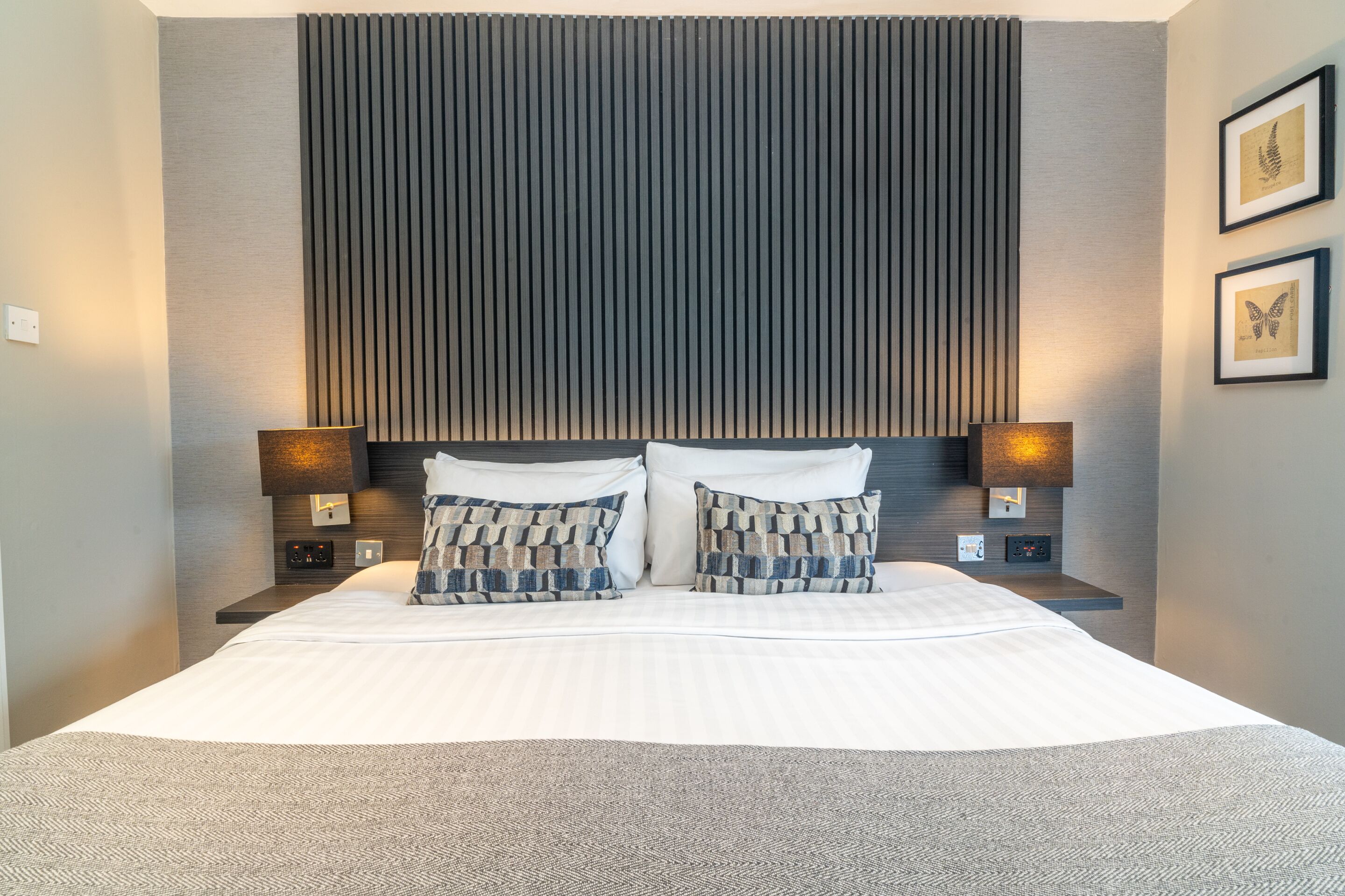 double or twin room, ensuite, garden view | bathroom | free toiletries, hair dryer, towels, soap