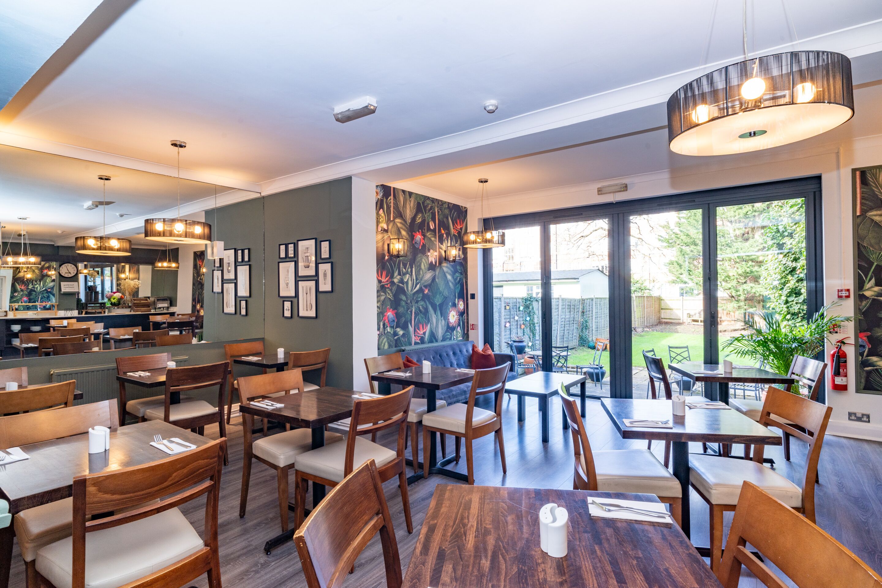 Photo - Croft Court Hotel Free Parking