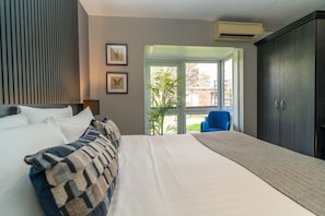 Room - Croft Court Hotel (London)