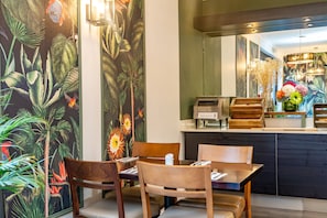 Restaurant - Croft Court Hotel (London)