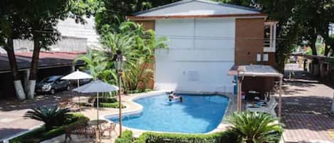 Outdoor pool, sun loungers