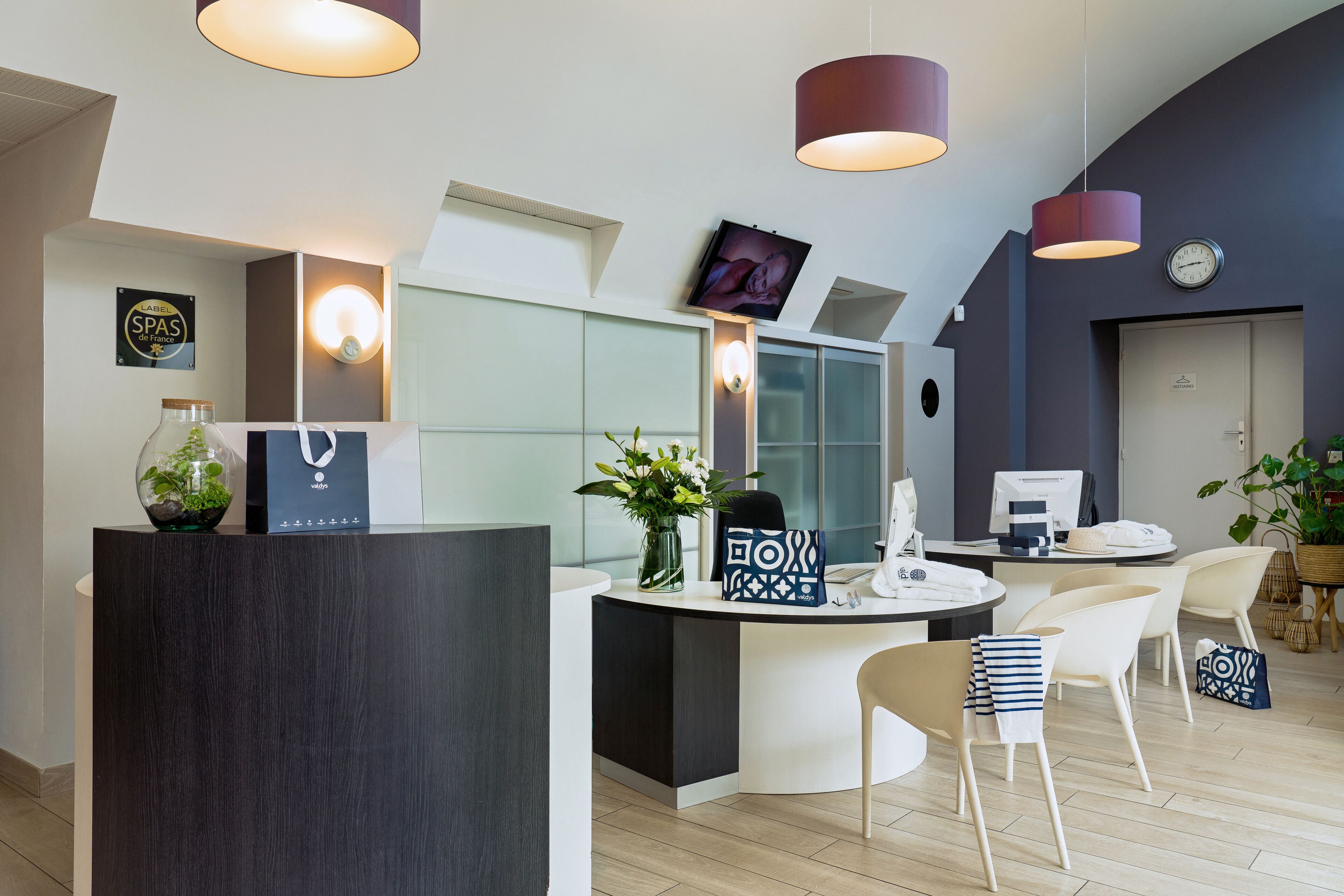 hot tub, turkish bath/hammam, body treatments, hydrotherapy