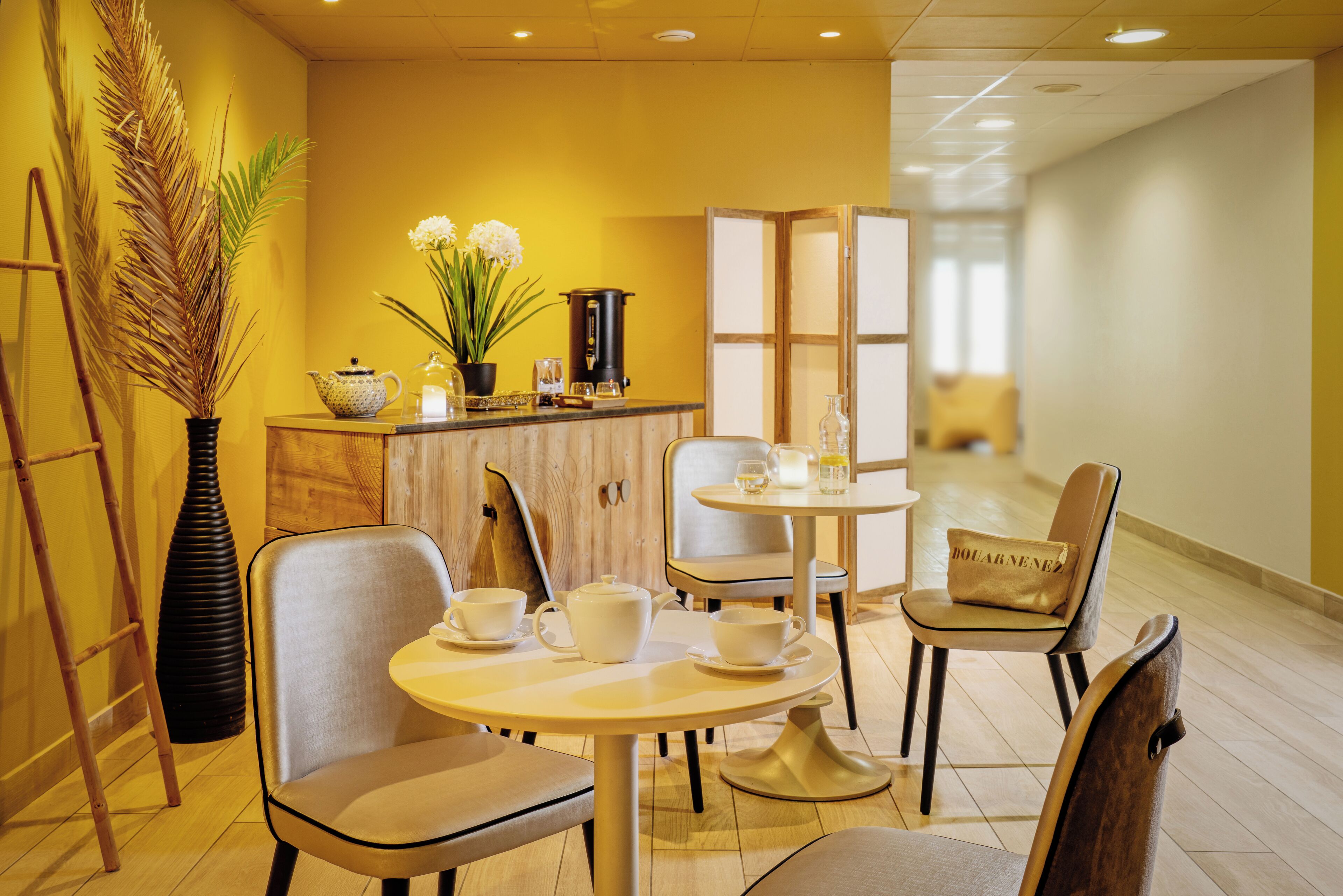 hot tub, turkish bath/hammam, body treatments, hydrotherapy