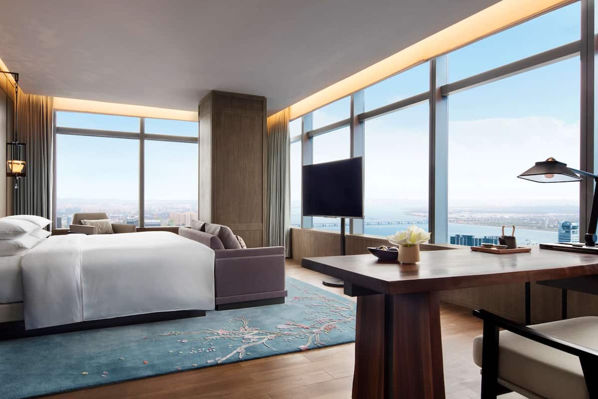 1 slaapkamer, luxe beddengoed, een minibar, een kluis op de kamer