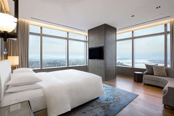 Park, Suite, 1 King Bed