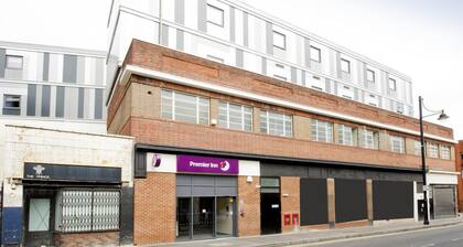 Premier Inn London Brixton