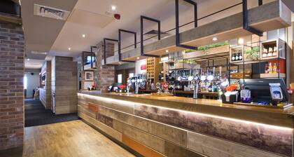 Premier Inn Farnham
