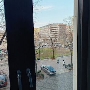 Superior-Zimmer, 1 Queen-Bett, Stadtblick | Blick auf die Stadt