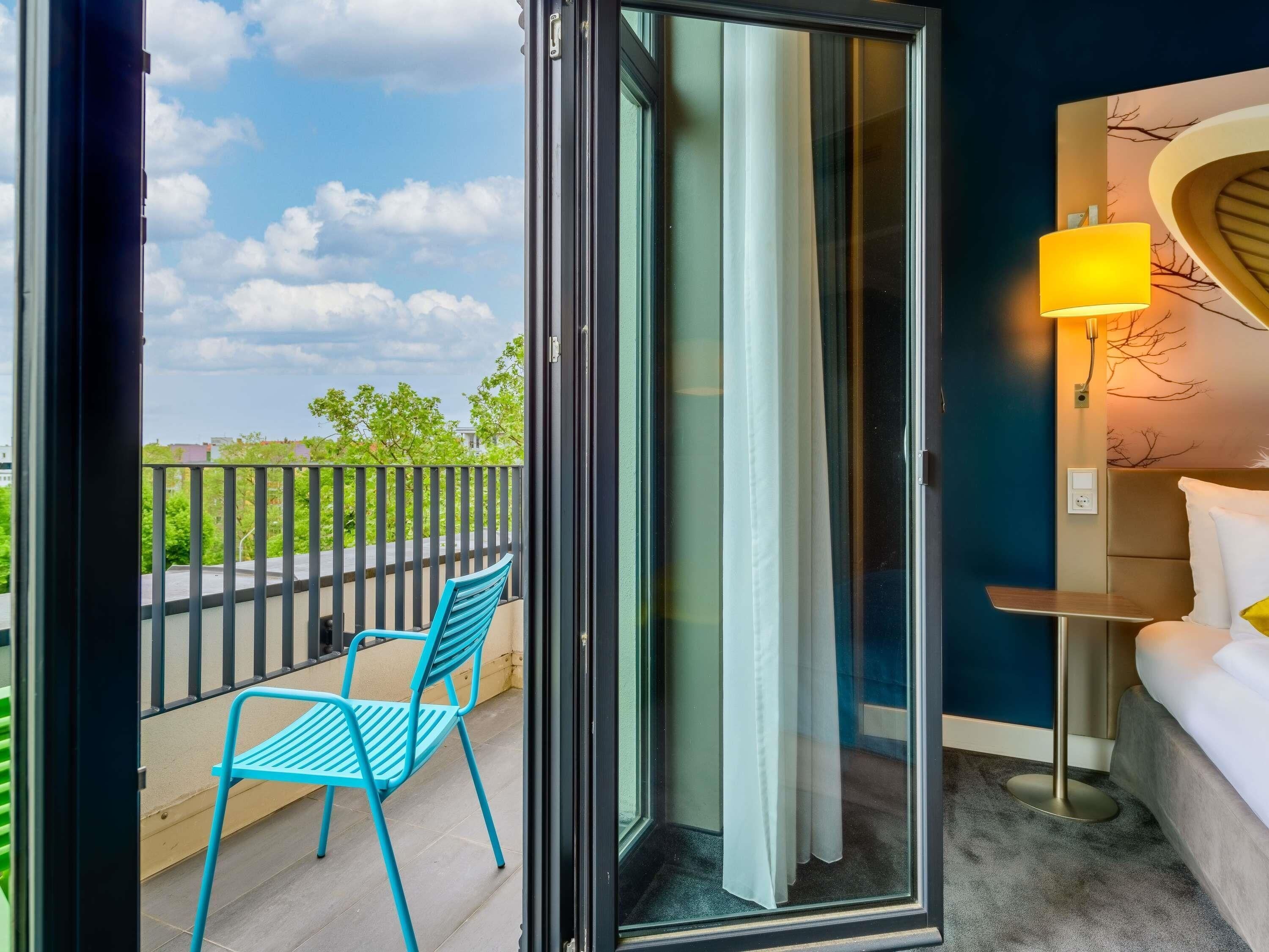 Superior-Zimmer, 1 Queen-Bett, Balkon | Allergikerbettwaren, Minibar, Zimmersafe, individuell dekoriert