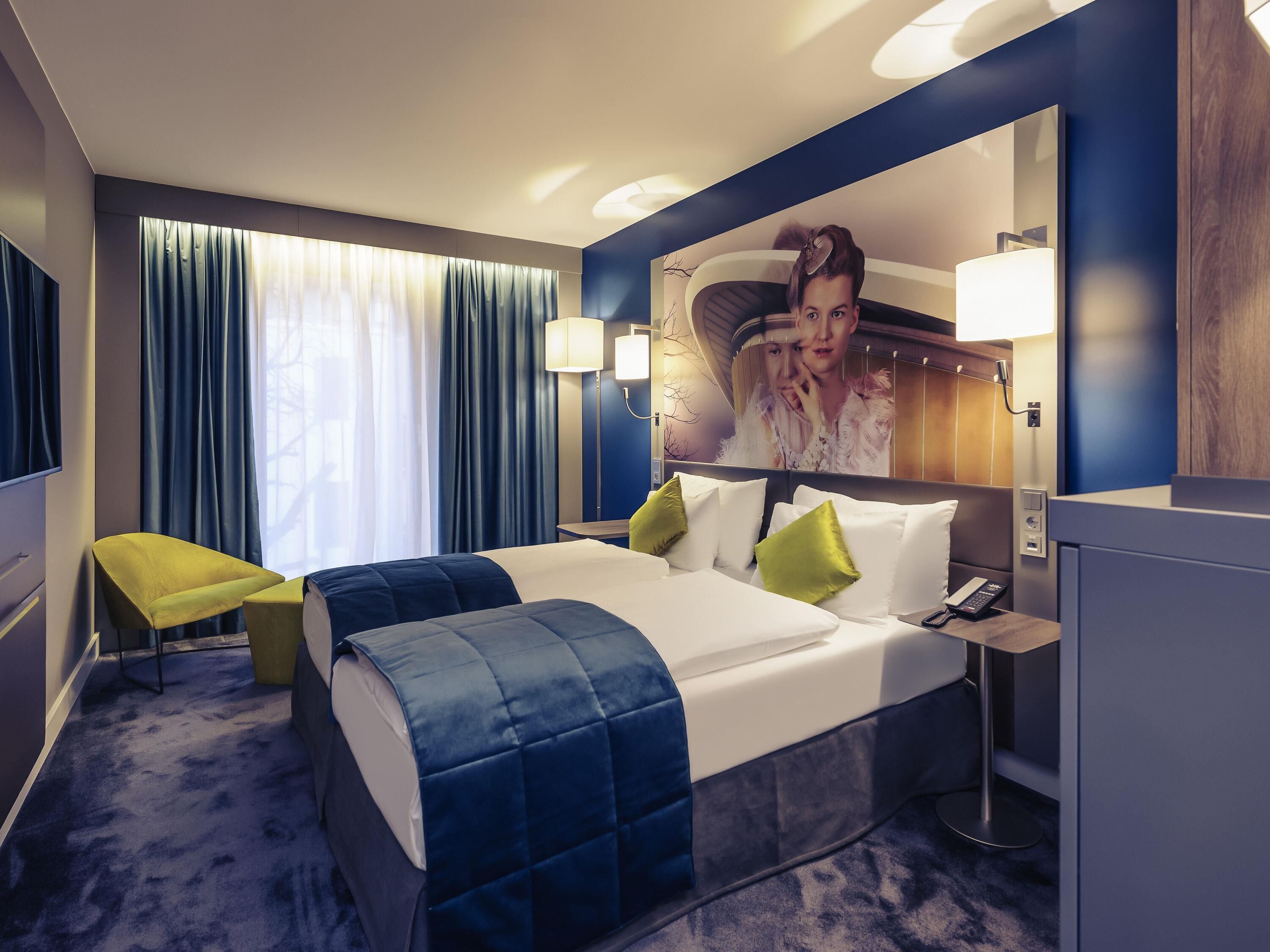 Superior kamer, 2 eenpersoonsbedden | Hypoallergeen beddengoed, een minibar, een kluis op de kamer