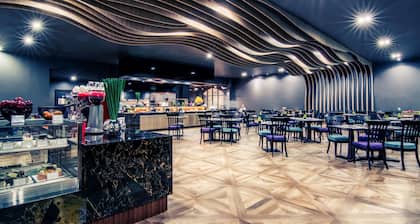 Mercure Yangon Kaba Aye