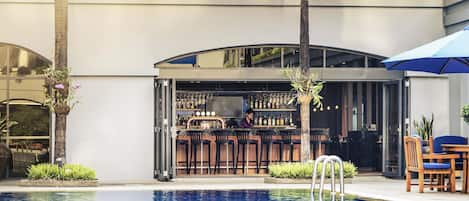 Bar (en la propiedad)
