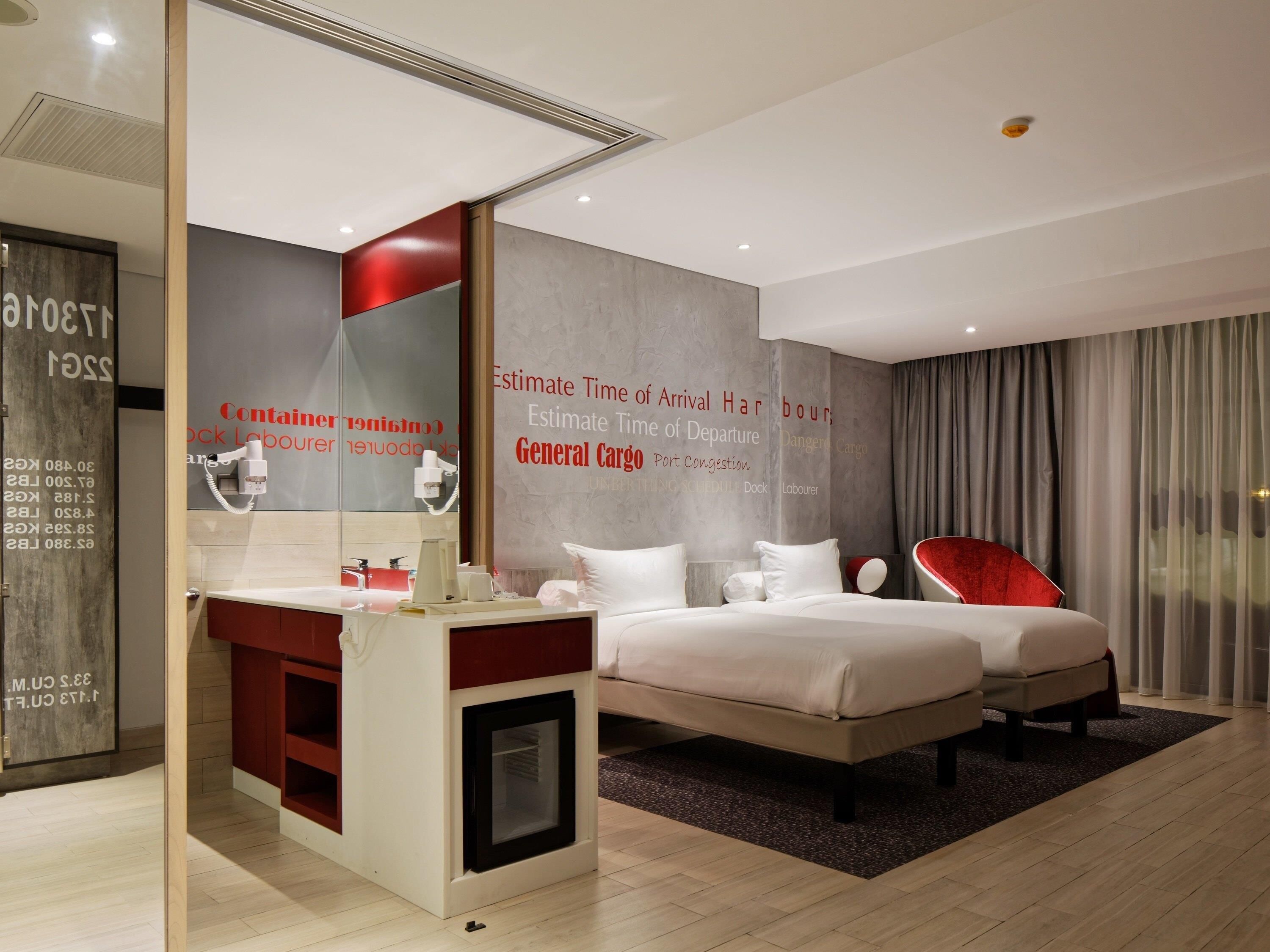 In-room safe, desk, rollaway beds, free WiFi