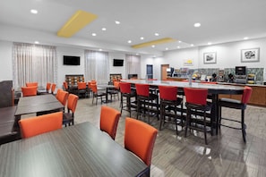 Free daily on-the-go breakfast  - Days Inn & Suites by Wyndham Lubbock Medical Center (Lubbock)