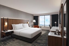 Desk, blackout curtains, iron/ironing board, free WiFi - DoubleTree by Hilton Midland West Loop I-250 (Midland)