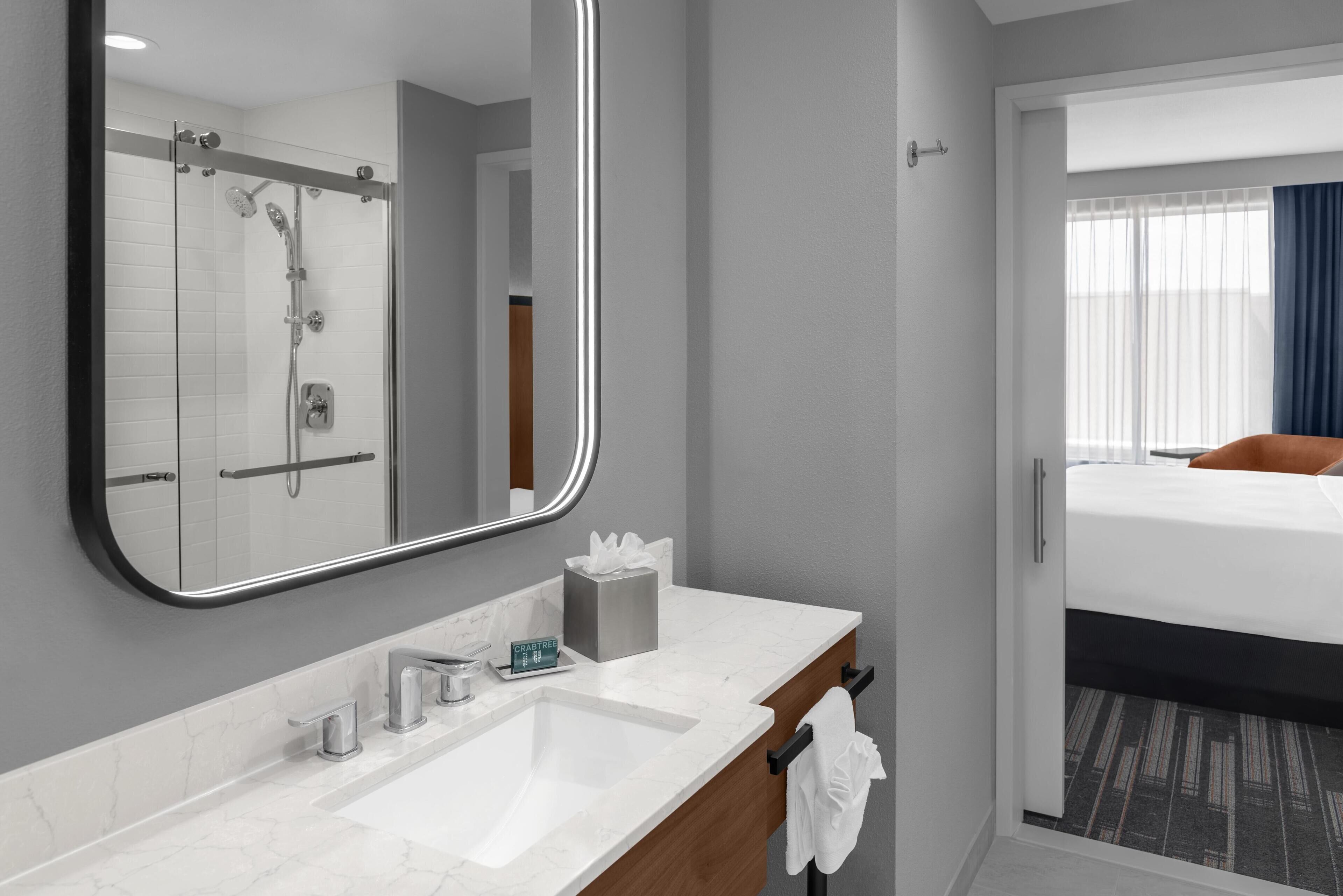 Combined shower/bathtub, hair dryer