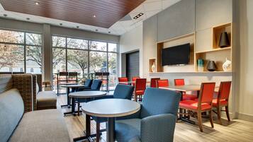 Free daily on-the-go breakfast