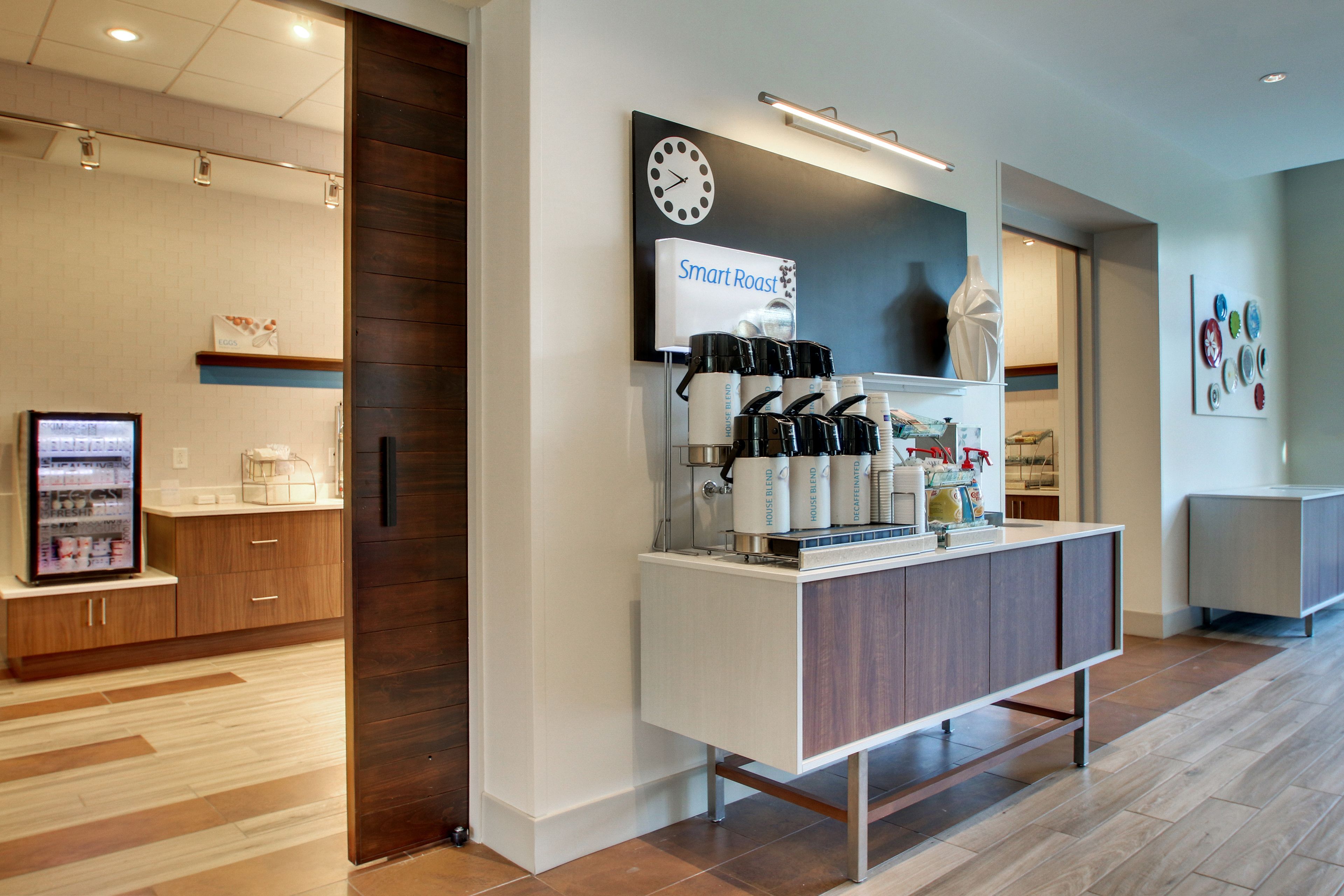 含每日外帶早餐