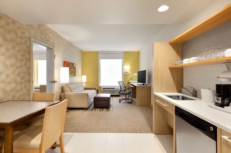 Home2 Suites By Hilton Destin - Image 37