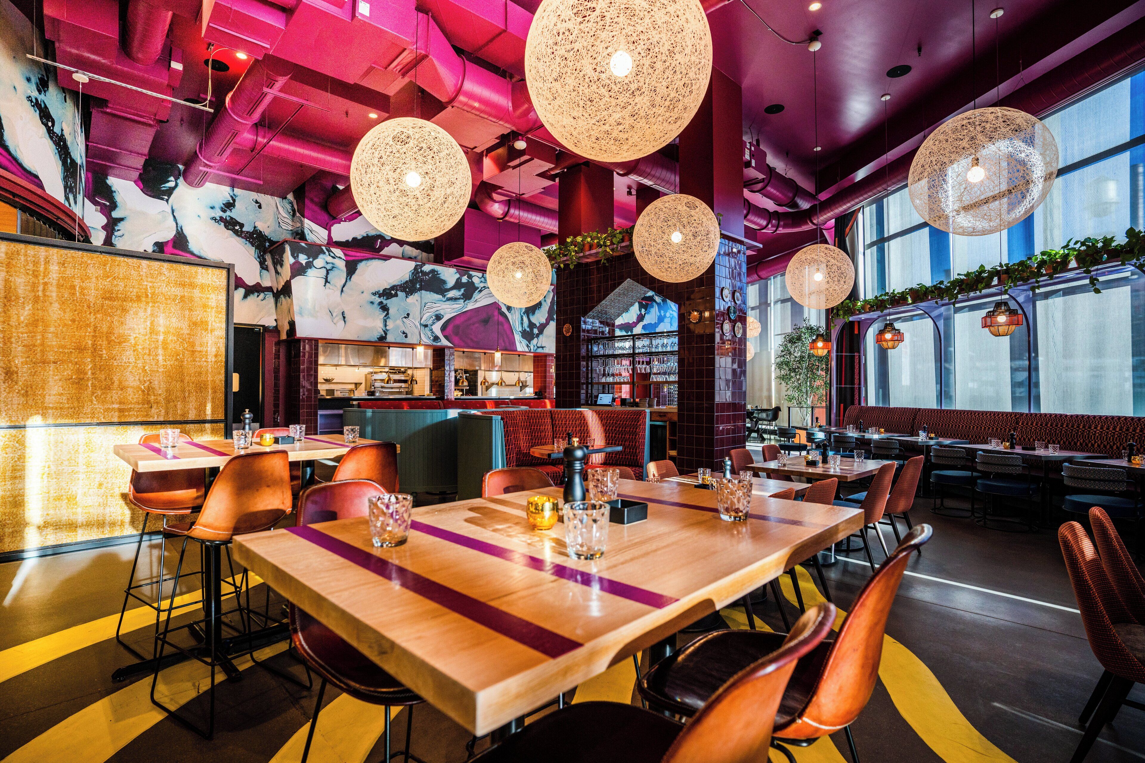 dinner and brunch served