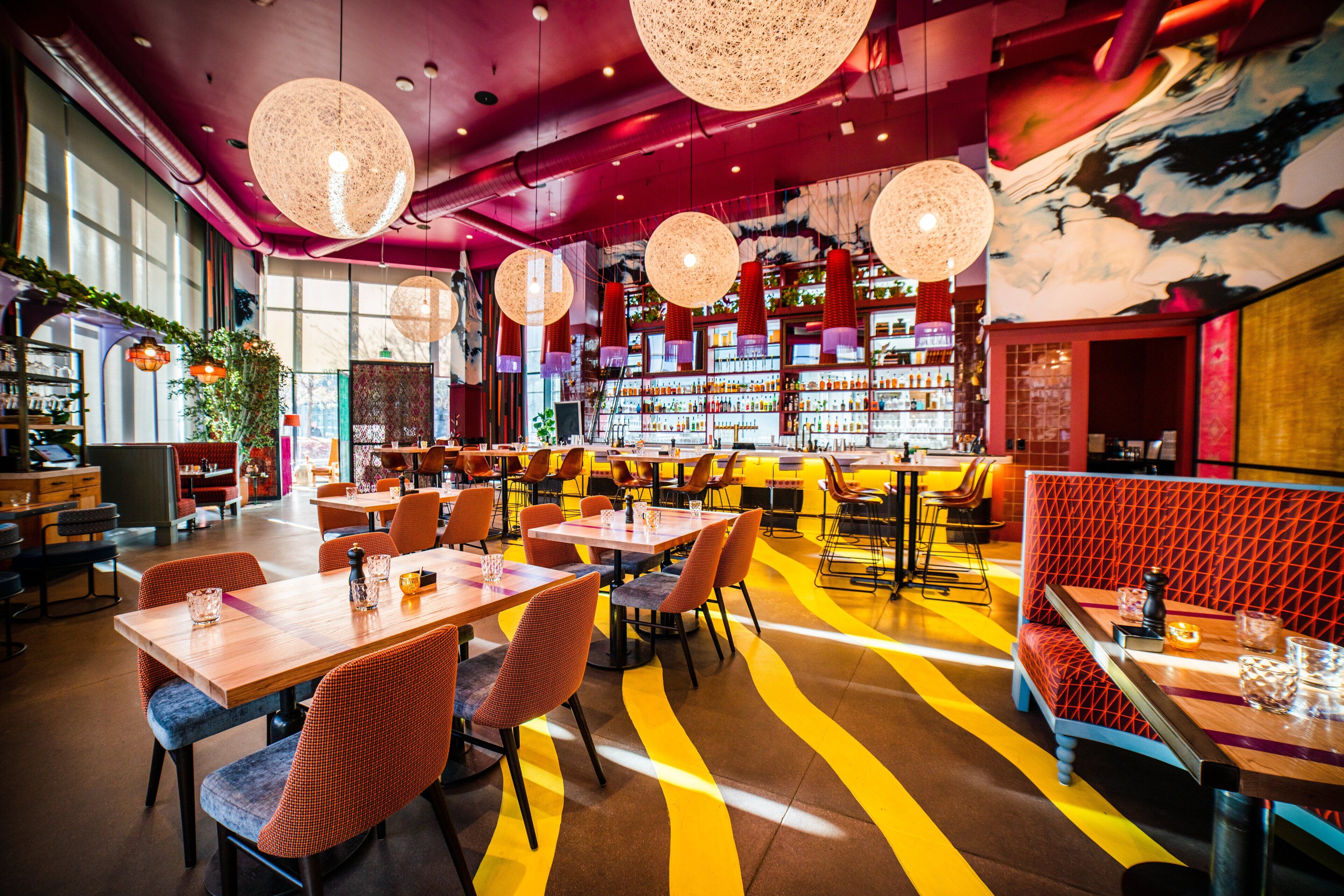 dinner and brunch served