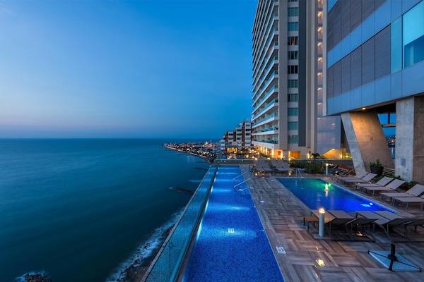 3 outdoor pools, open 8:00 AM to 8:00 PM, pool loungers