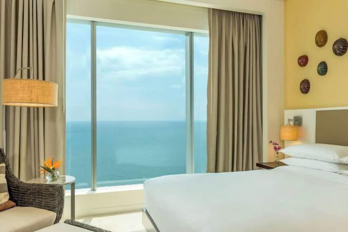 1 bedroom, Egyptian cotton sheets, hypo-allergenic bedding, down duvets