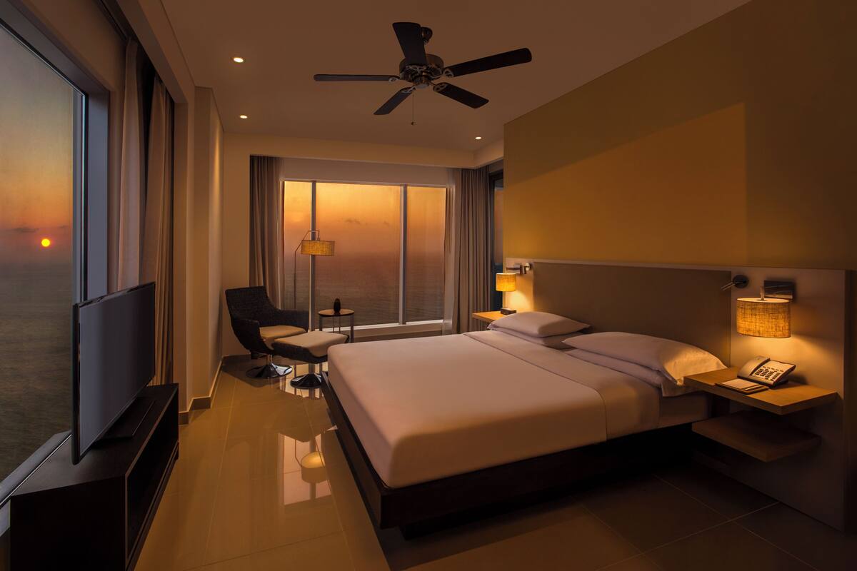1 Bedroom Ocean View Residence | Egyptian cotton sheets, hypo-allergenic bedding available